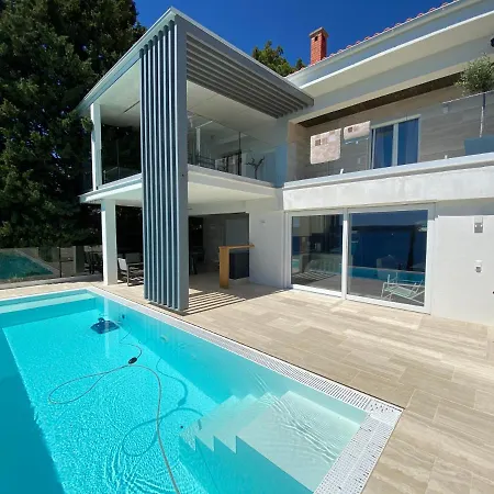 Od Moore Starigrad Paklenica